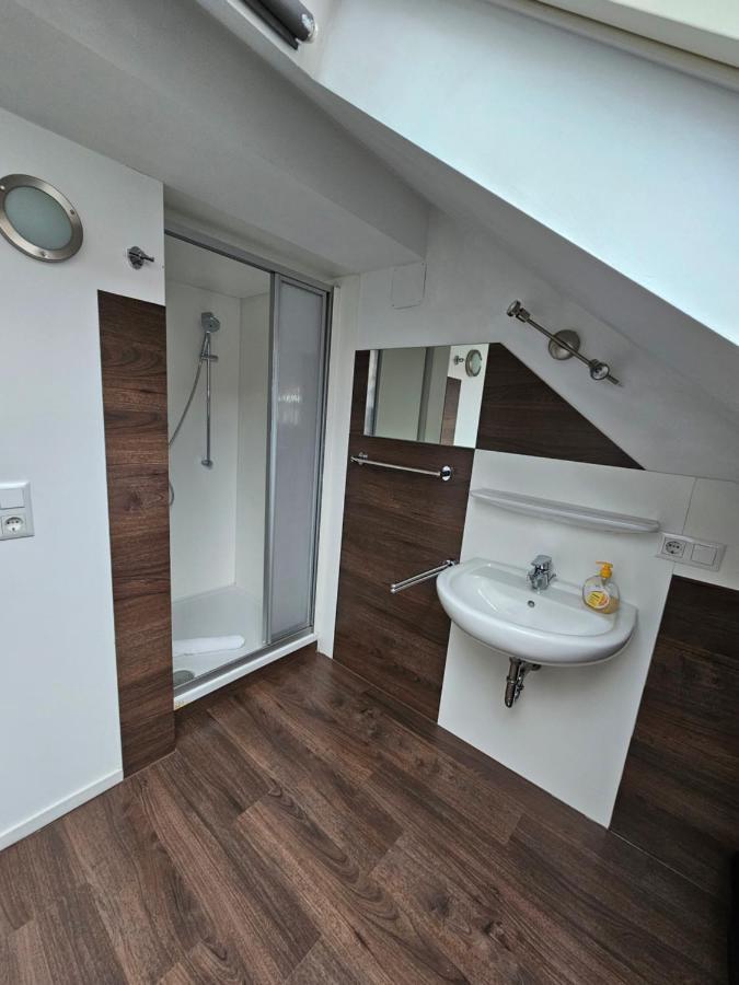 B76, Lauterach, Vorarlberg Apartments Exterior photo